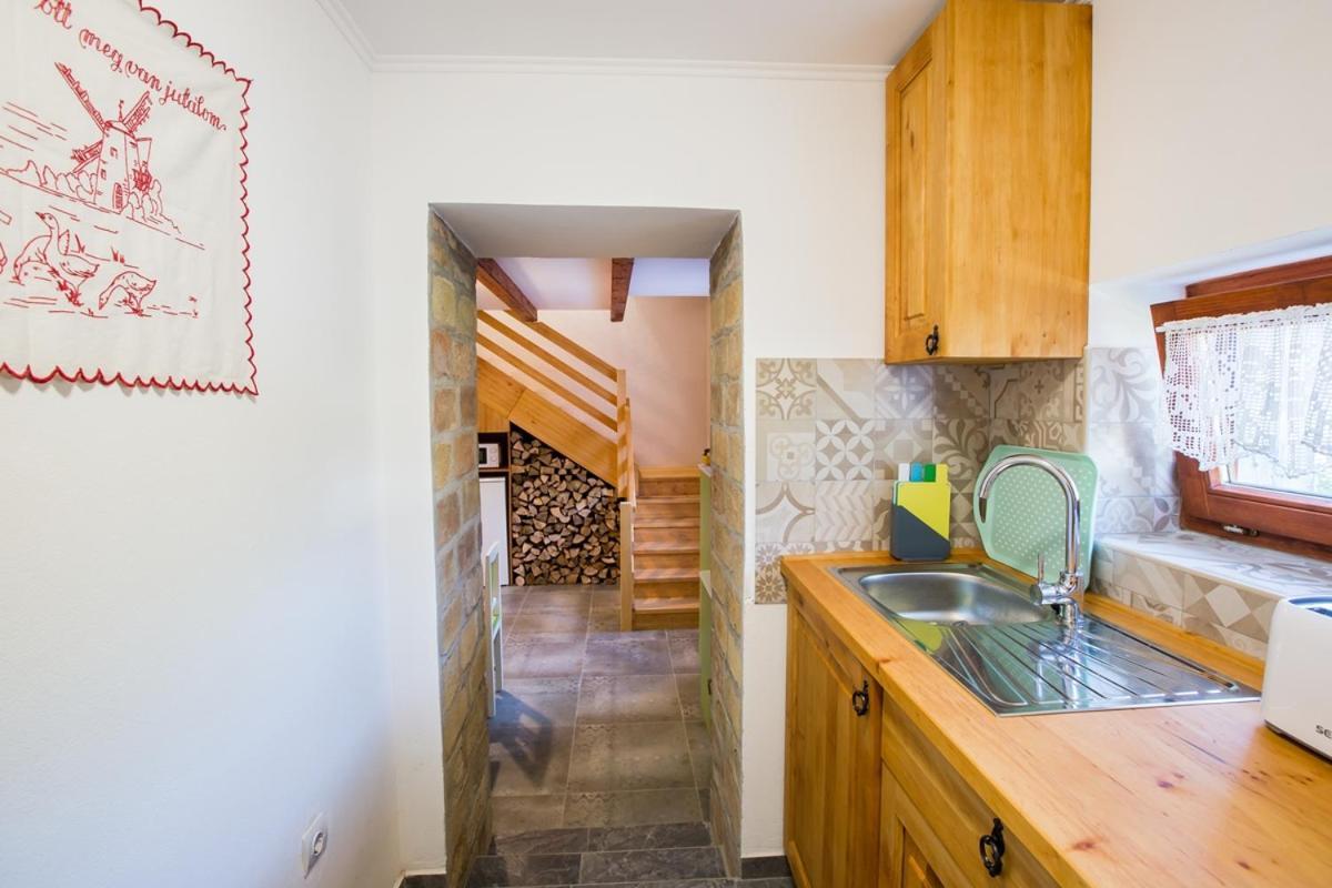 Bakony-Cinca Vendeghaz Hotell Szentgál Exteriör bild