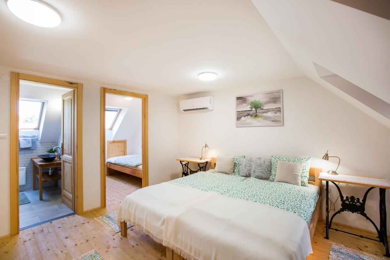 Bakony-Cinca Vendeghaz Hotell Szentgál Exteriör bild