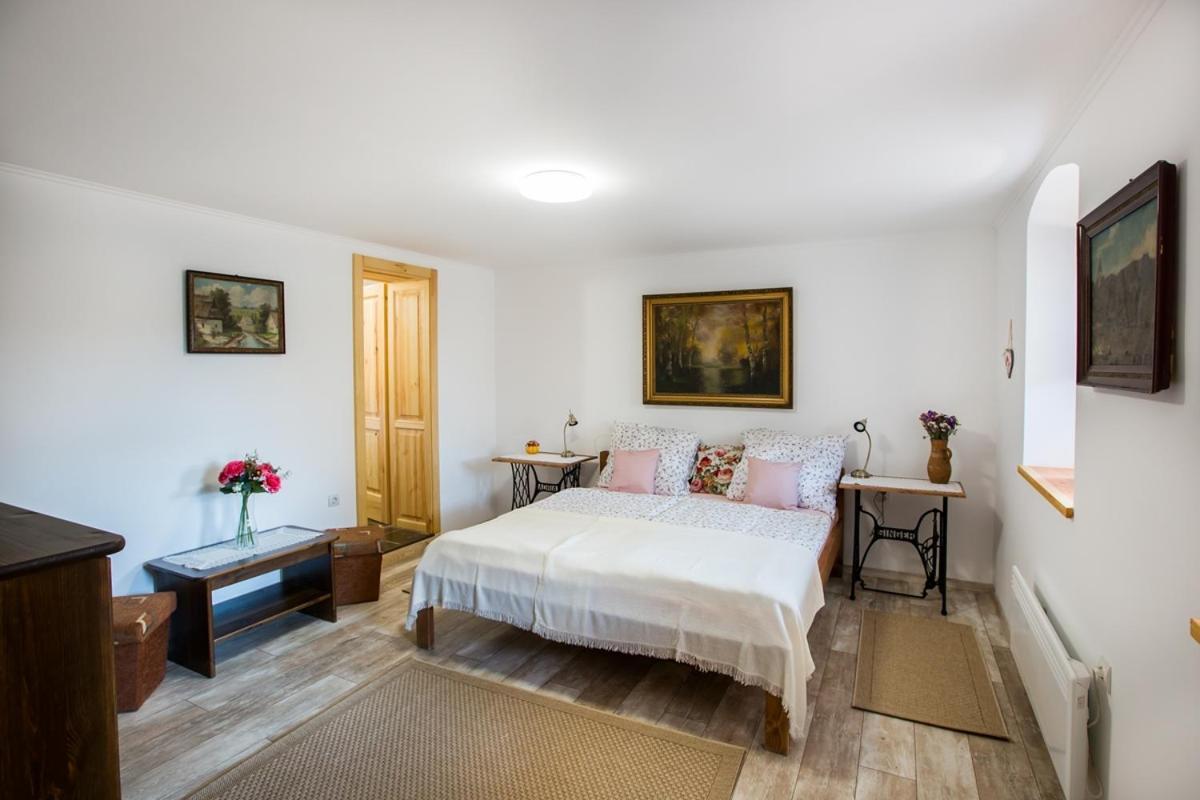 Bakony-Cinca Vendeghaz Hotell Szentgál Exteriör bild